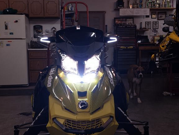 Kit LED pour motoneiges YAMAHA, 20 000 lumens/paire, 6500K, 110W/paire