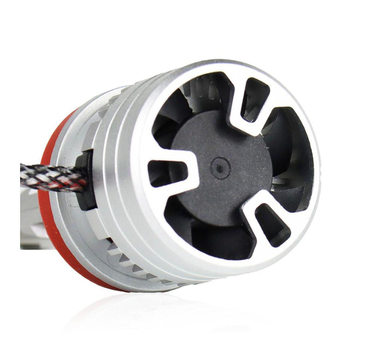 "SUPER DOMINATOR", 20000Lm, Notre Bombe de Puissance pour votre véhicule! 6500K blanc froid, 110w /paire.